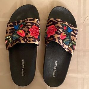 Steve Madden Floral Slides
